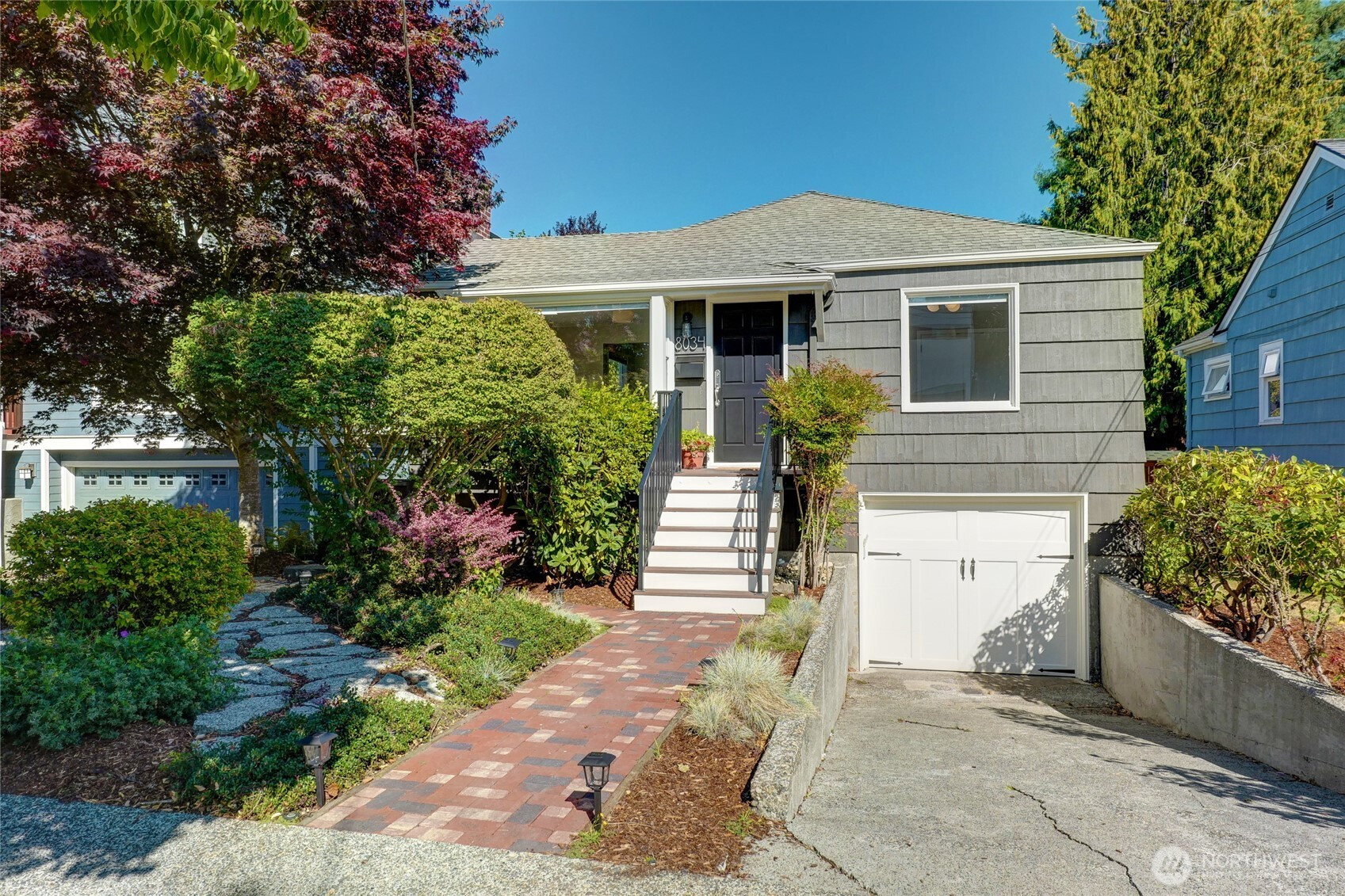 8034 17th Ave NW, Seattle, WA 98117