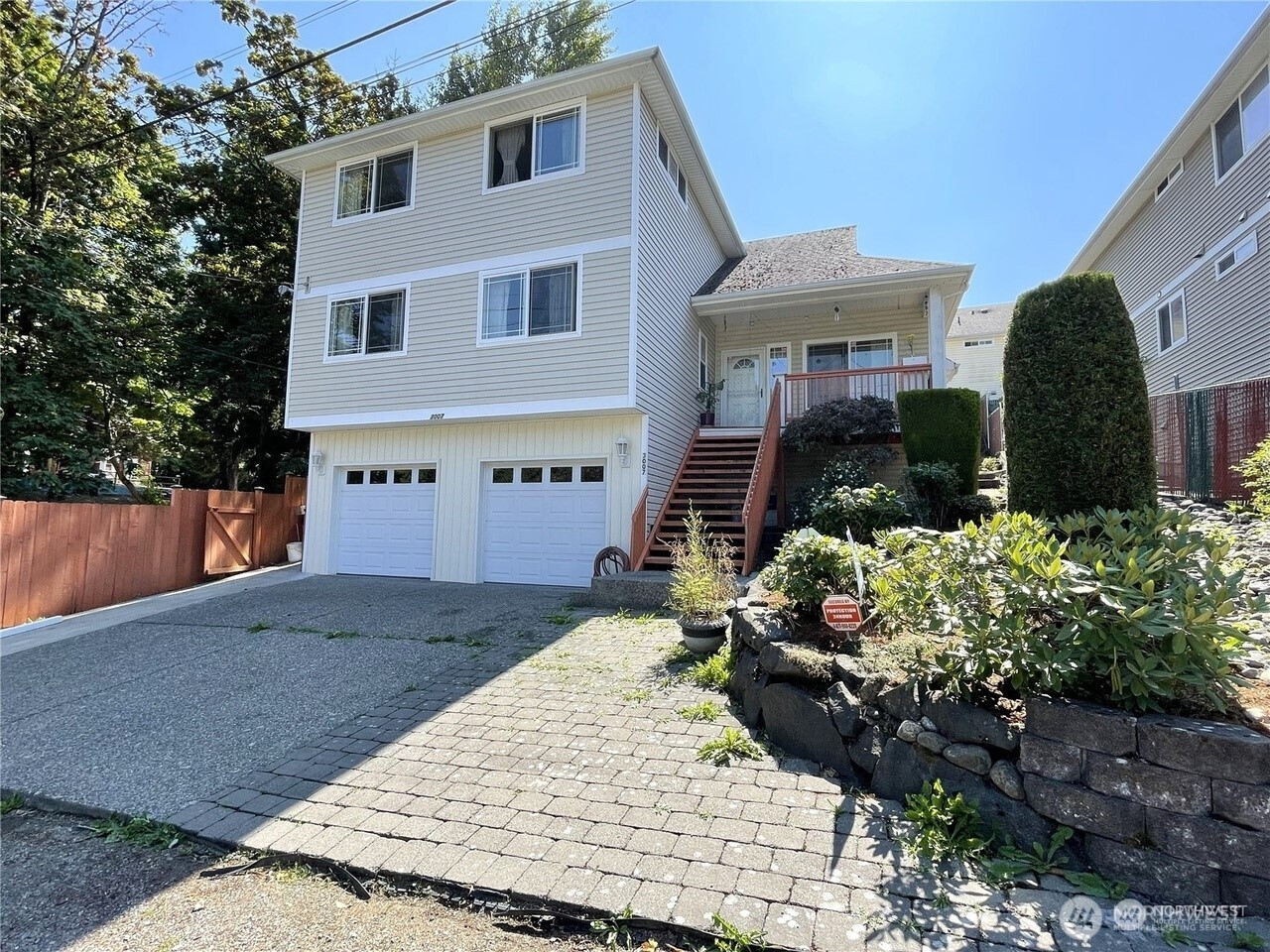 3007 S Juneau Street, Seattle, WA 98108