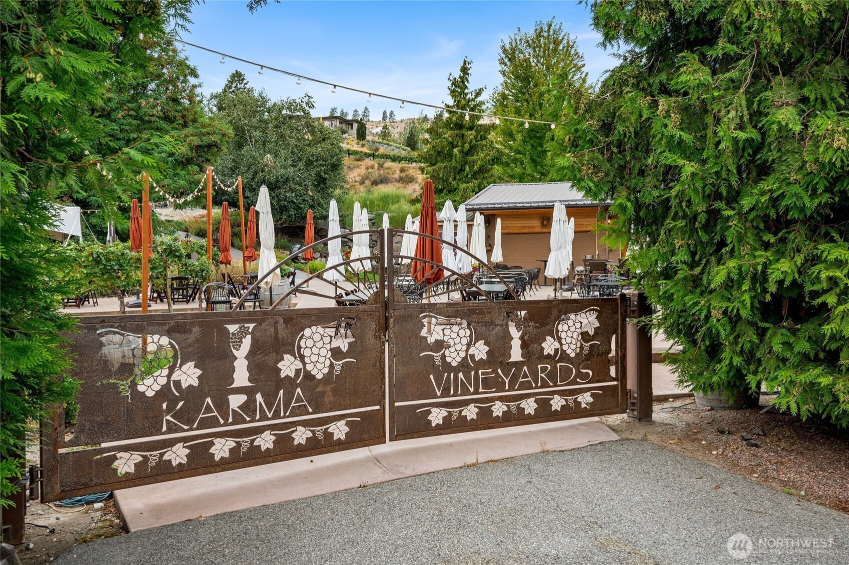 1681 S Lakeshore Road, Chelan, WA 98816