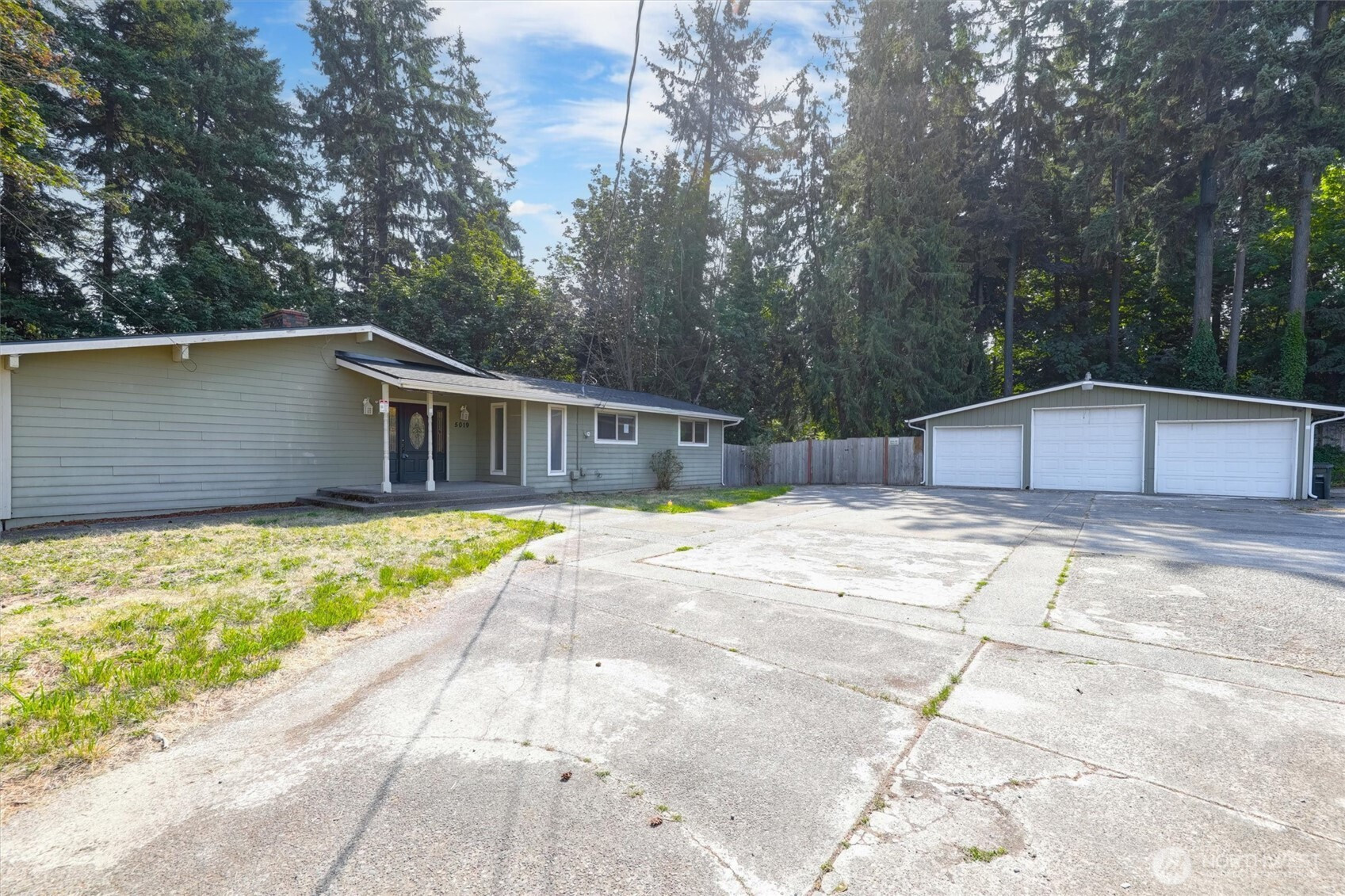 5019 Vickery Avenue E, Tacoma, WA 98443