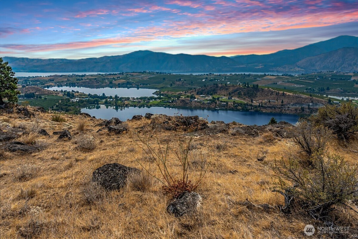 431 Glory View Lane, Manson, WA 98831