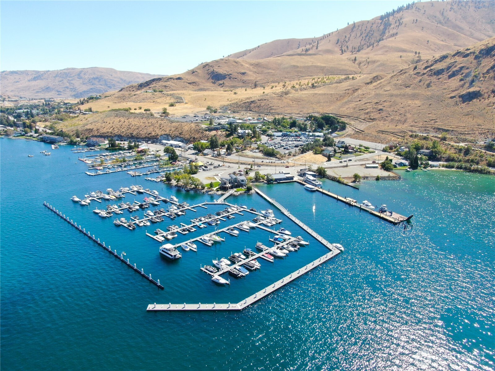 1350 W Woodin Avenue, Chelan, WA 98816
