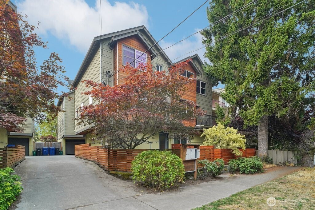 1743 NW 58th Street, Seattle, WA 98107
