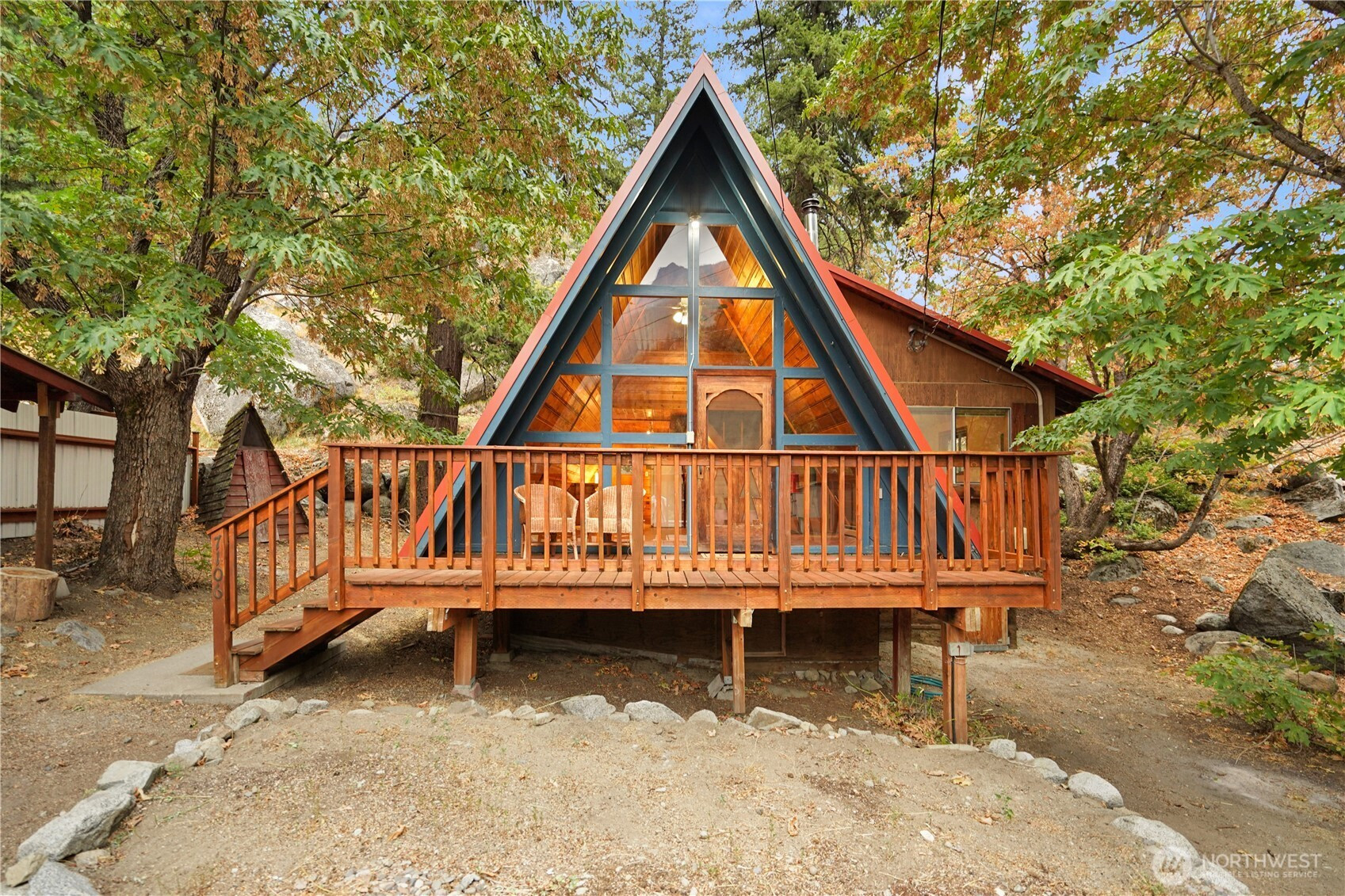 7106 Icicle Rd, Leavenworth, WA 98826