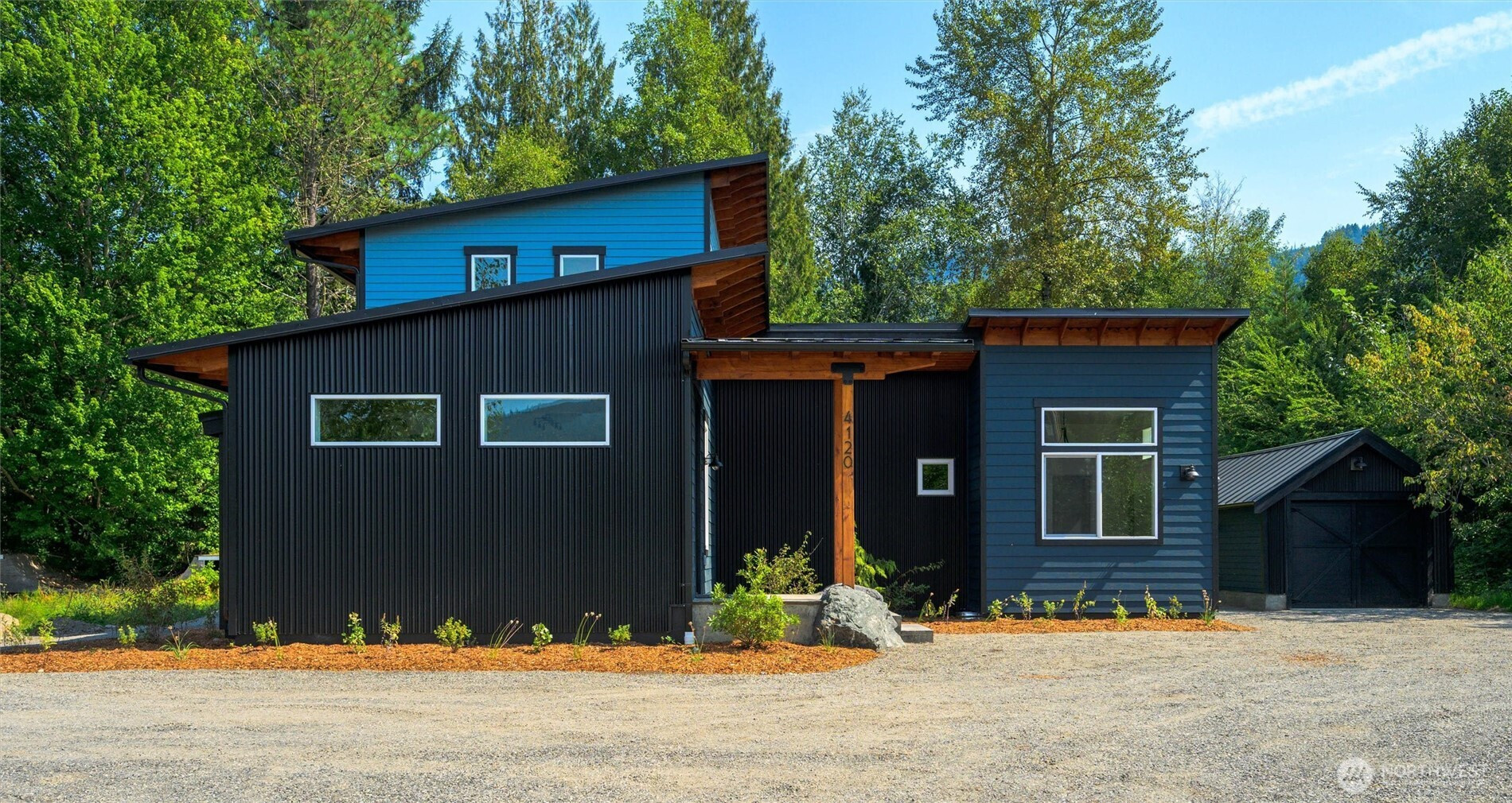 4120 Valley Highway, Deming, WA 98244