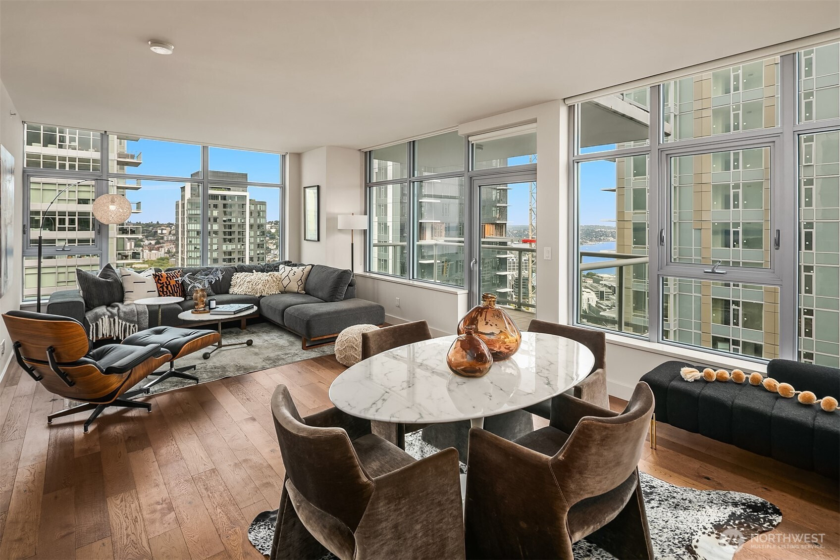 588 Bell Street, Seattle, WA 98121