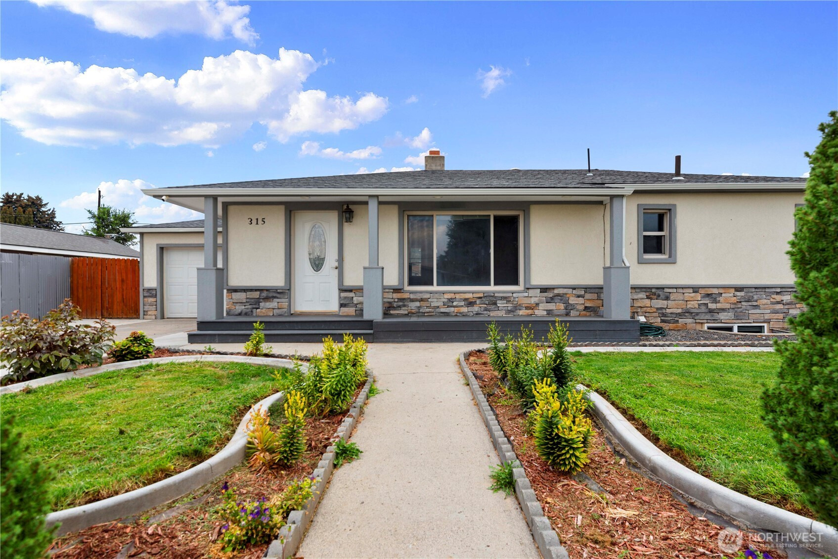 315 SW J Street, Quincy, WA 98848