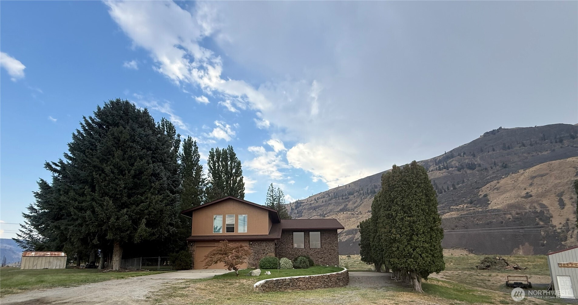 5097 Malaga Alcoa Highway, Malaga, WA 98828