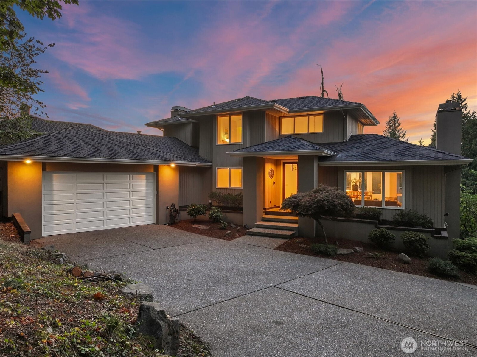 7926 139th Avenue SE, Newcastle, WA 98059