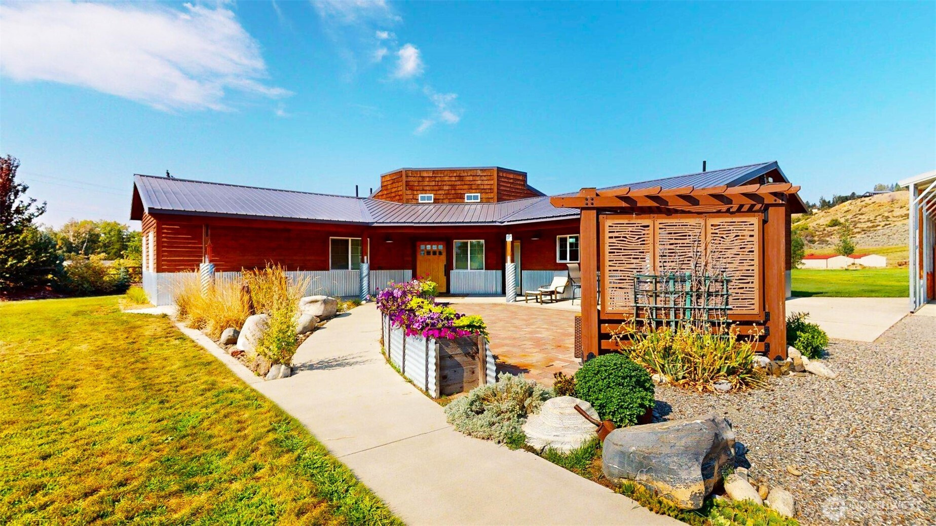 71 Shumway Road, Omak, WA 98841