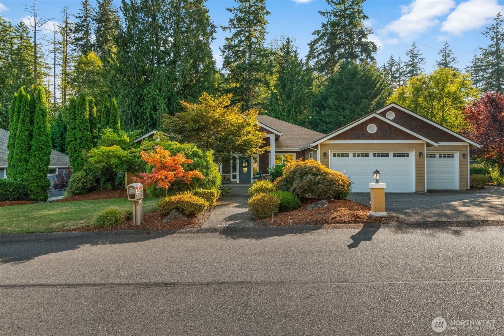 8010 Springfield Drive NW, Gig Harbor, WA 98329