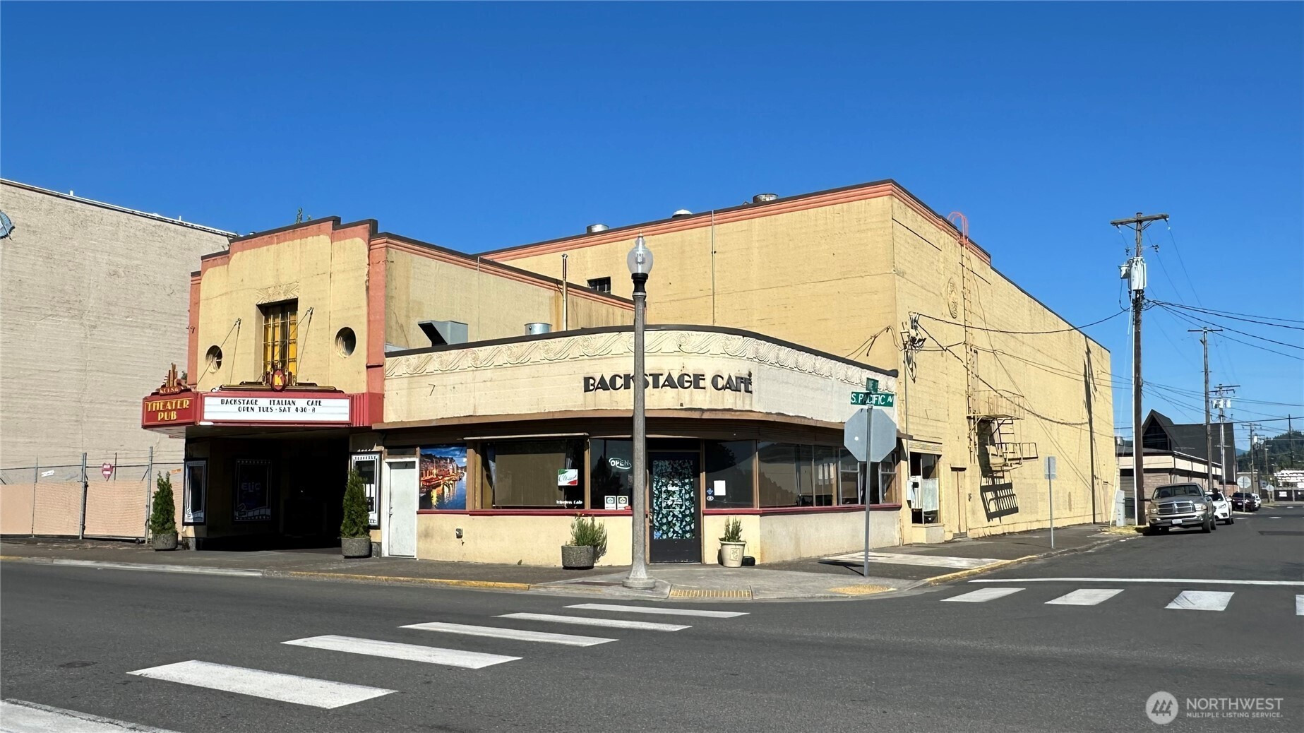 214 Pacific Ave S, Kelso, WA 98626