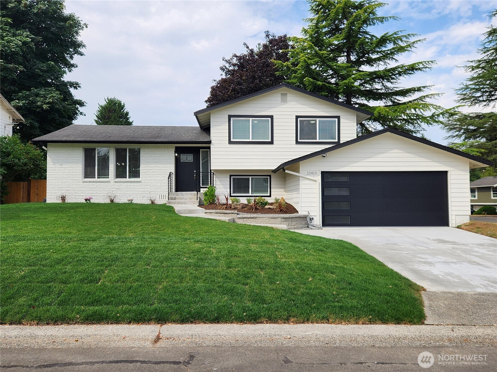 13419 128th Place NE, Kirkland, WA 98034