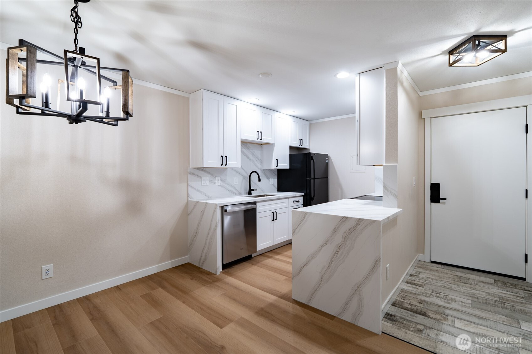 14640 NE 32nd Street, Bellevue, WA 98007