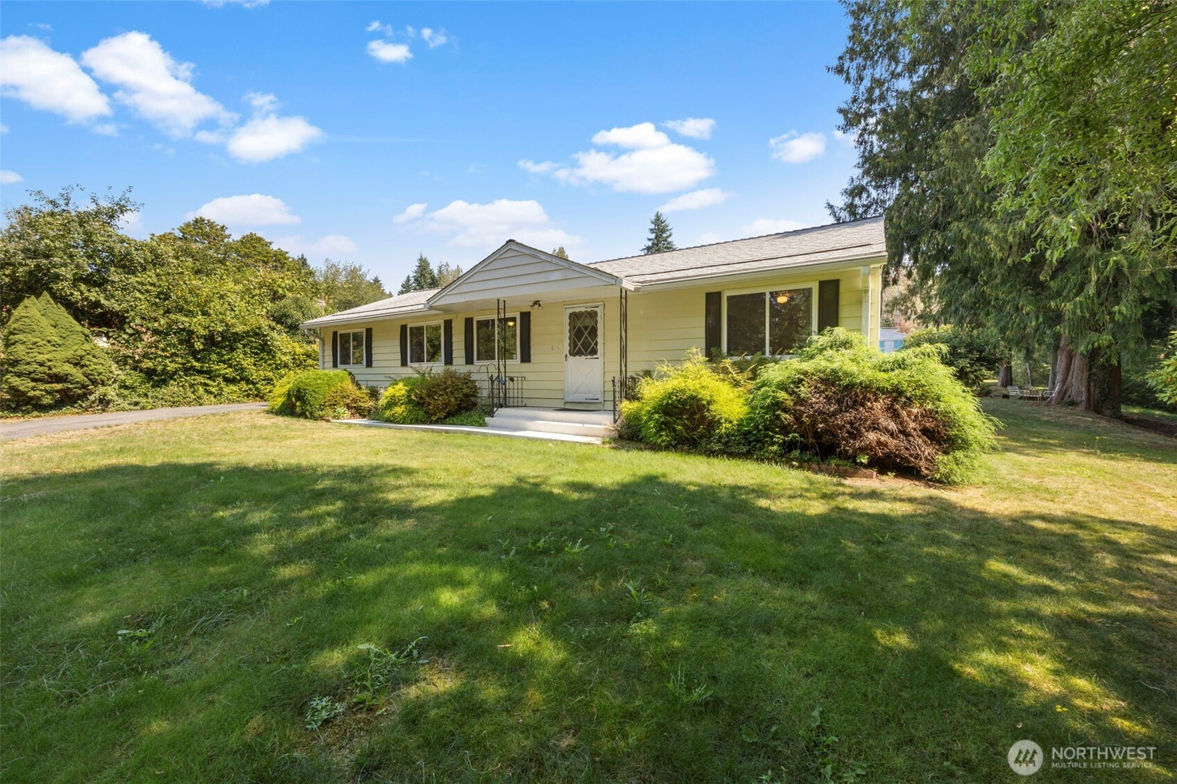 4224 Tracyton Beach Road, Bremerton, WA 98310