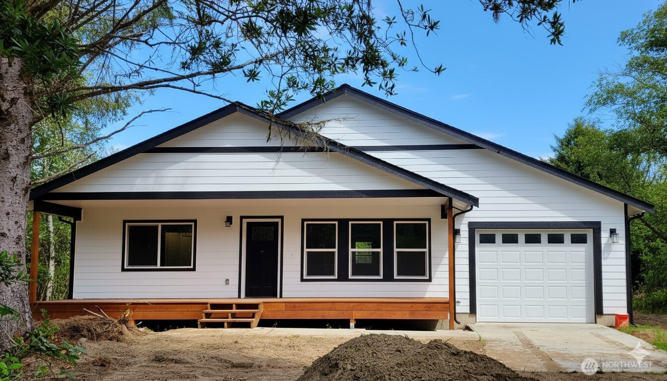 219 S Oar Loop SW, Ocean Shores, WA 98569