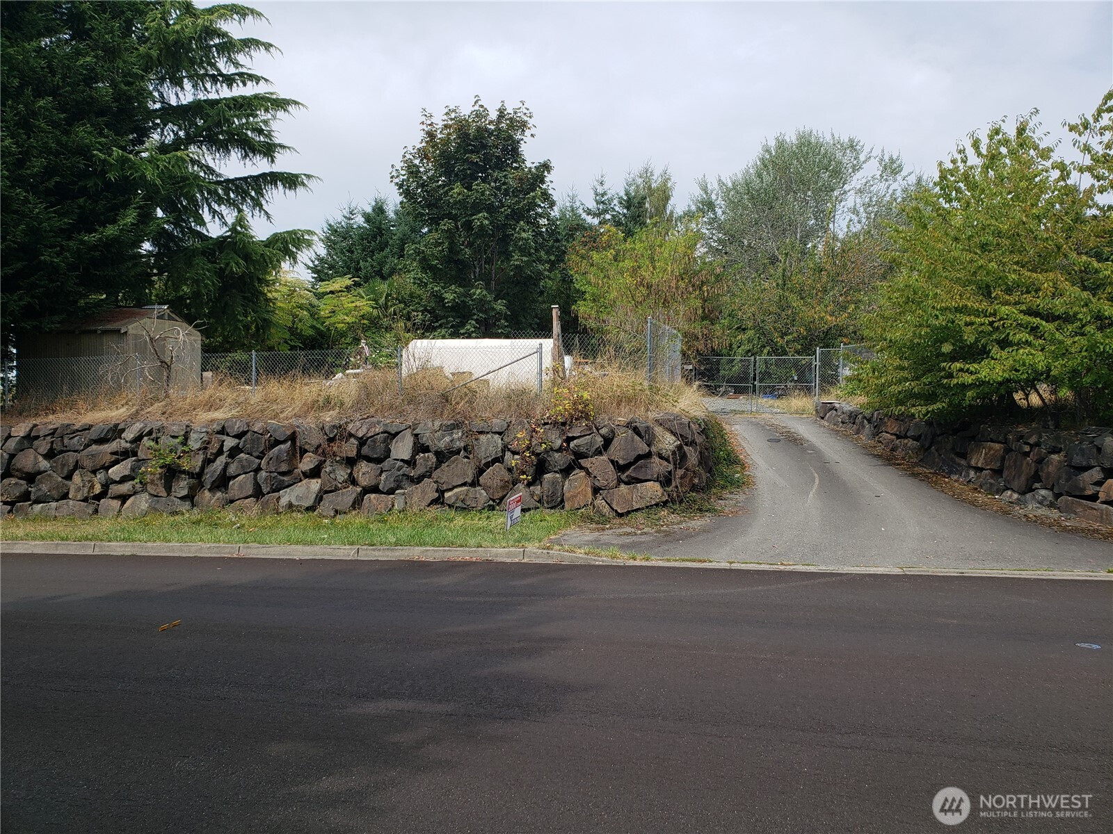 6570 SE 2nd Place, Renton, WA 98059