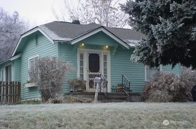 808 S 17th Avenue, Yakima, WA 98092
