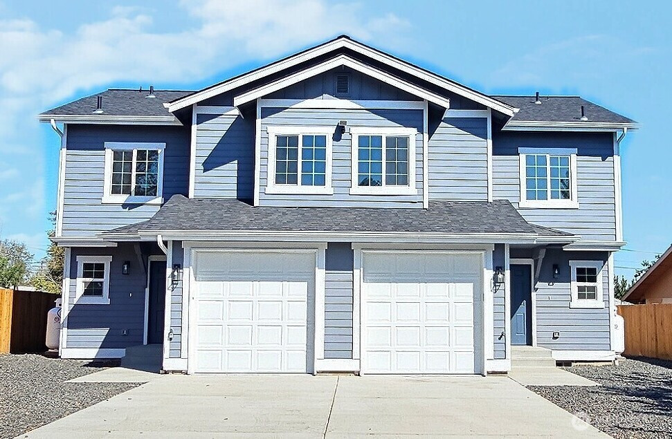 408 410 E 4th St, Warden, WA 98857