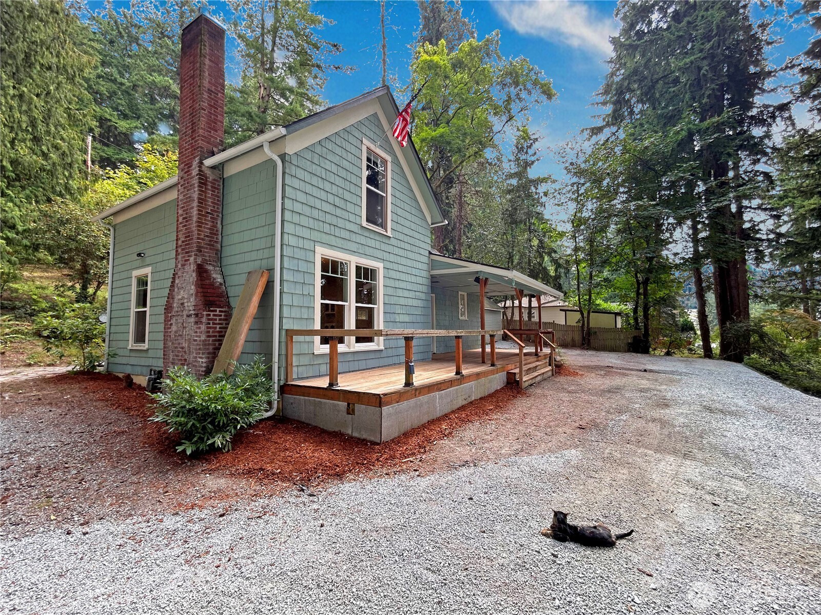 1613 S 10th Street, Mount Vernon, WA 98274