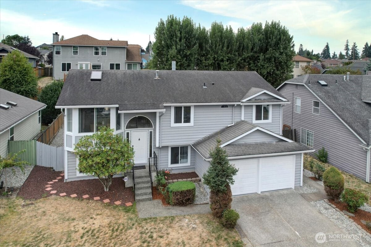 32837 17th Avenue SW, Federal Way, WA 98023