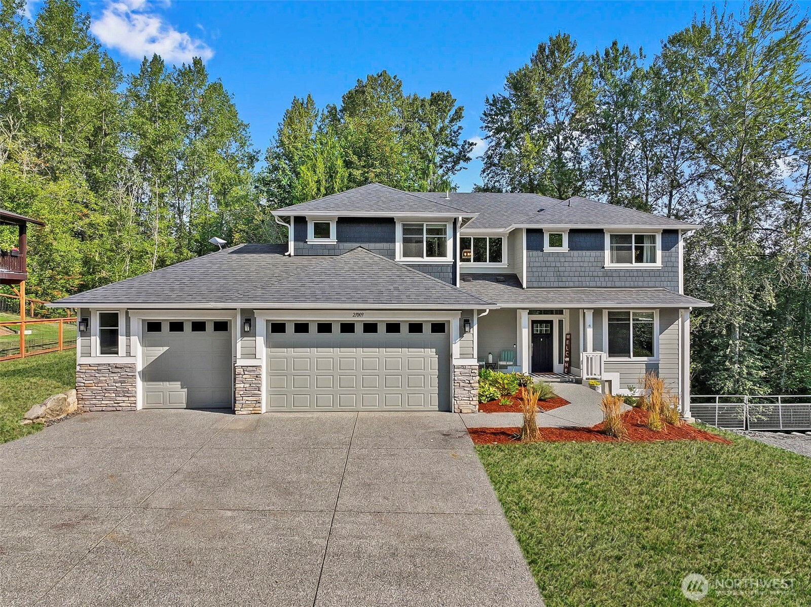 21009 60th Street SE, Snohomish, WA 98290