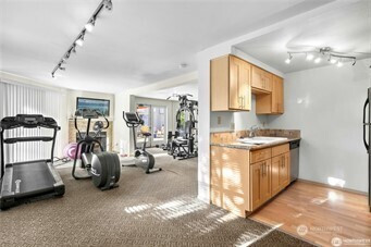 6960 California Avenue SW, Seattle, WA 98126