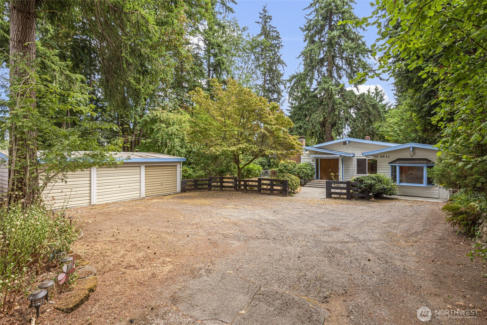 5531 NE 193rd Street, Kenmore, WA 98028
