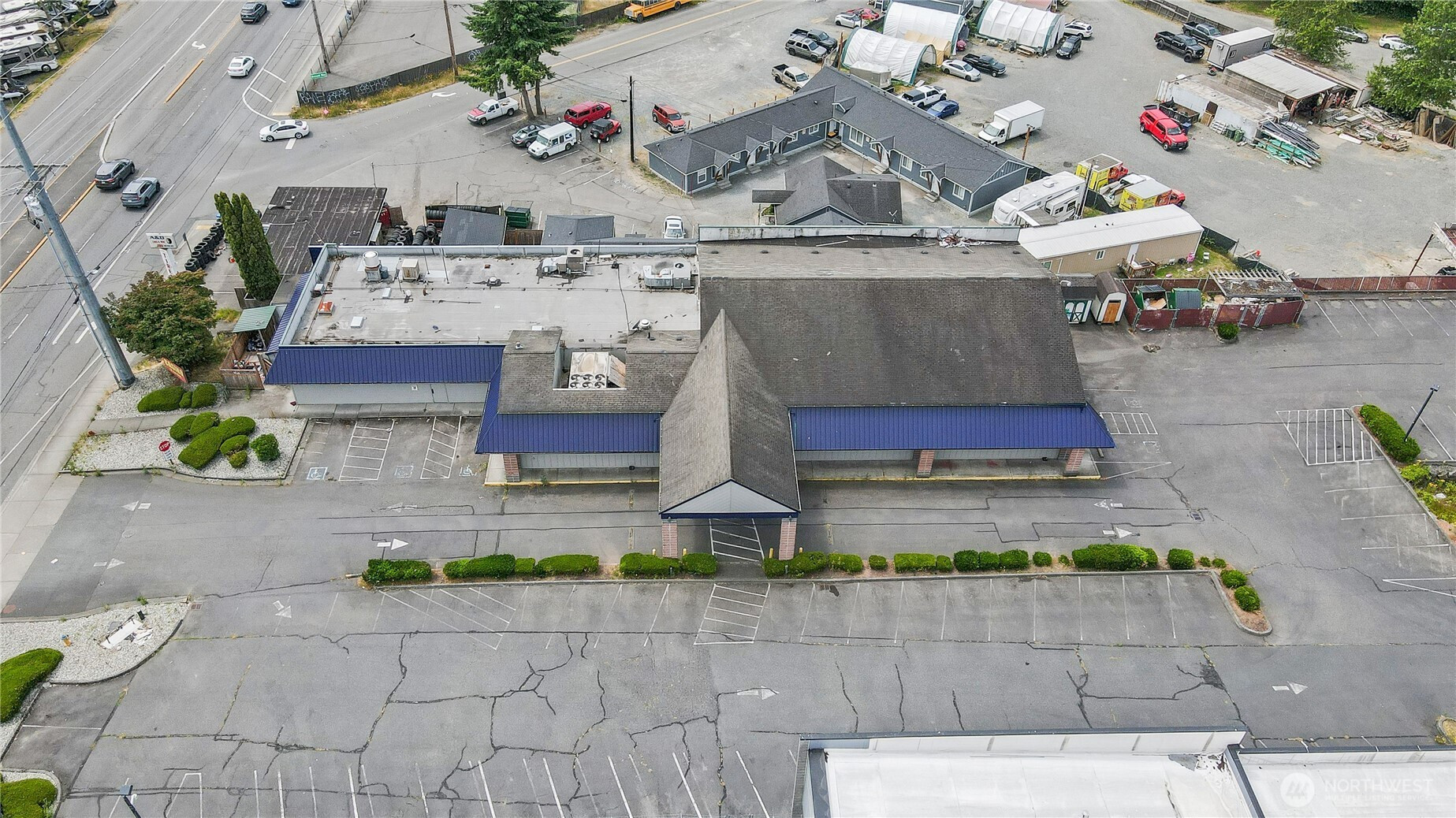 13010 Highway 99, Everett, WA 98204