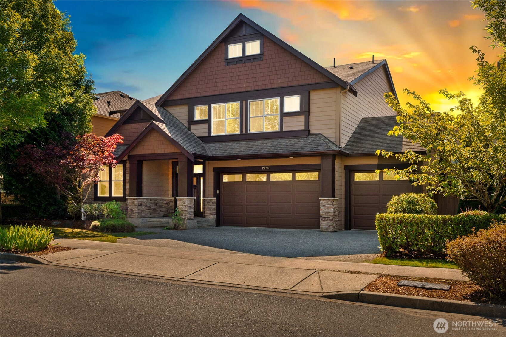 23717 NE 108th Place, Redmond, WA 98053