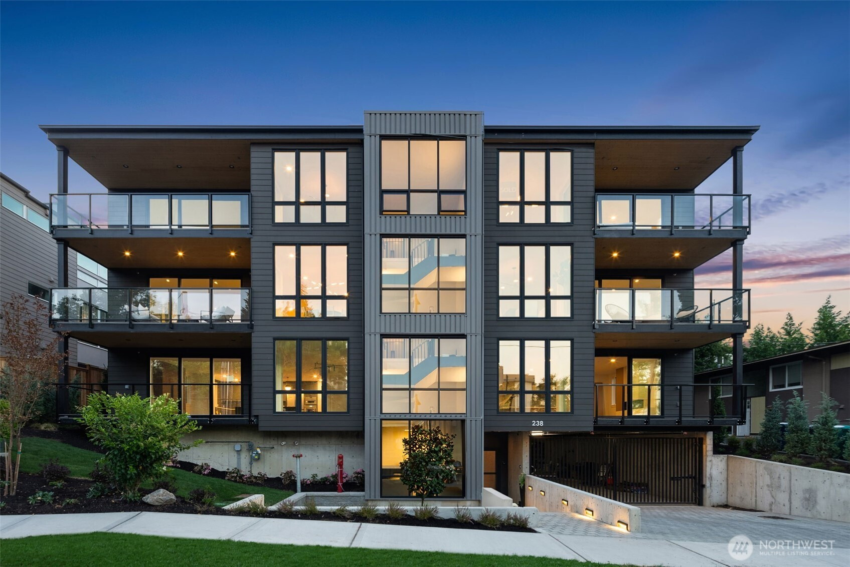 238 4th Avenue, Kirkland, WA 98033