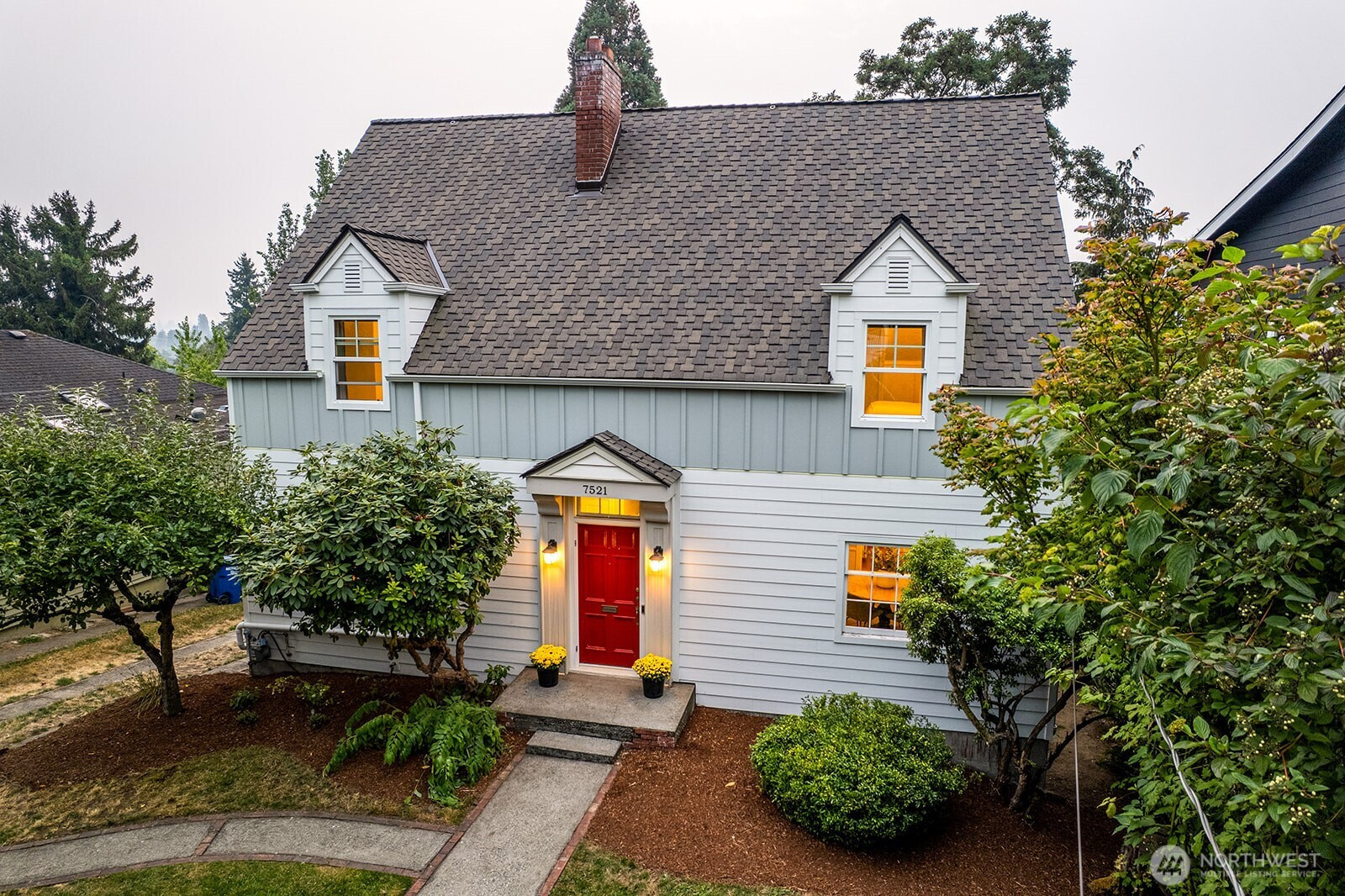 7521 30th Avenue NE, Seattle, WA 98115