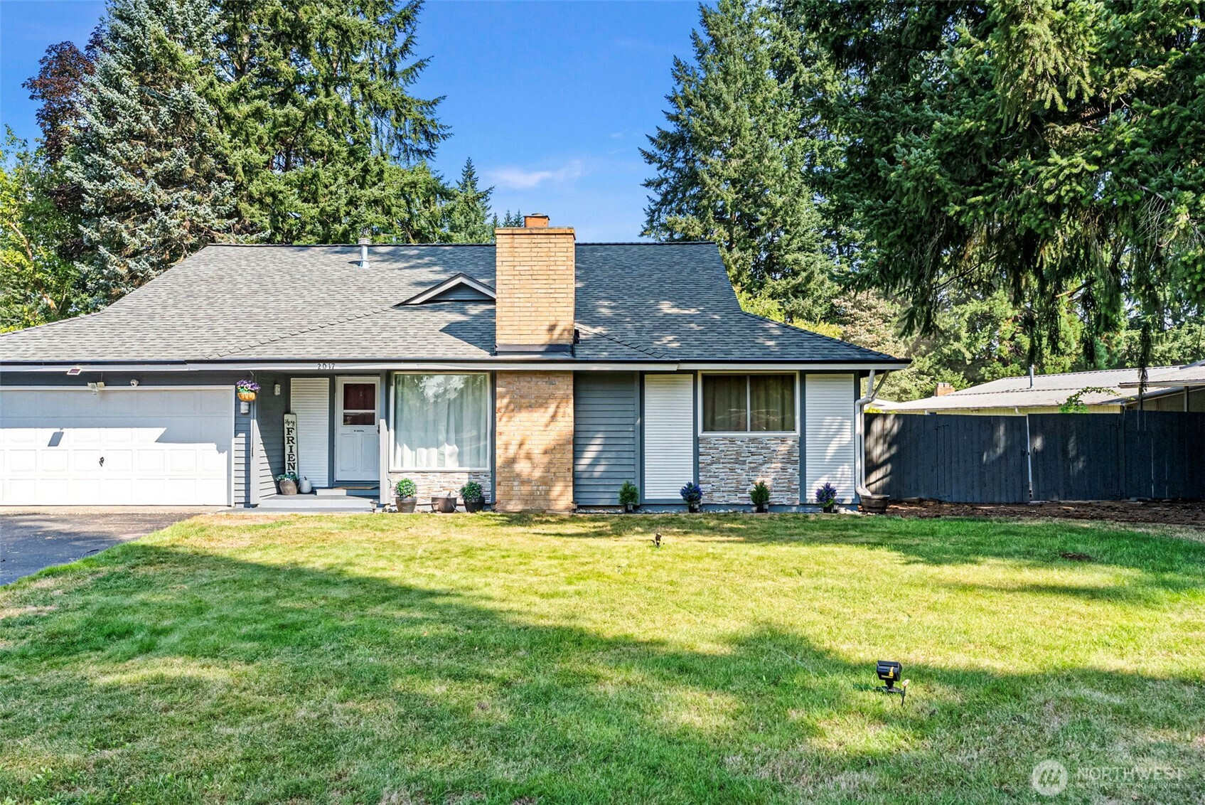 2017 SE Juniper Ct, Port Orchard, WA 98366