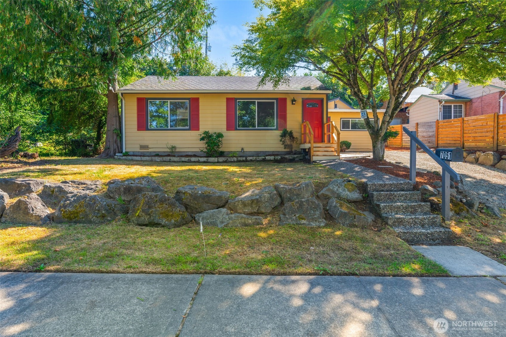 7051 S 125th Street, Seattle, WA 98178