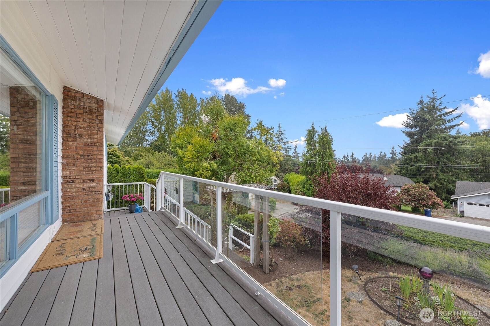 9217 46th Avenue W, Mukilteo, WA 98275