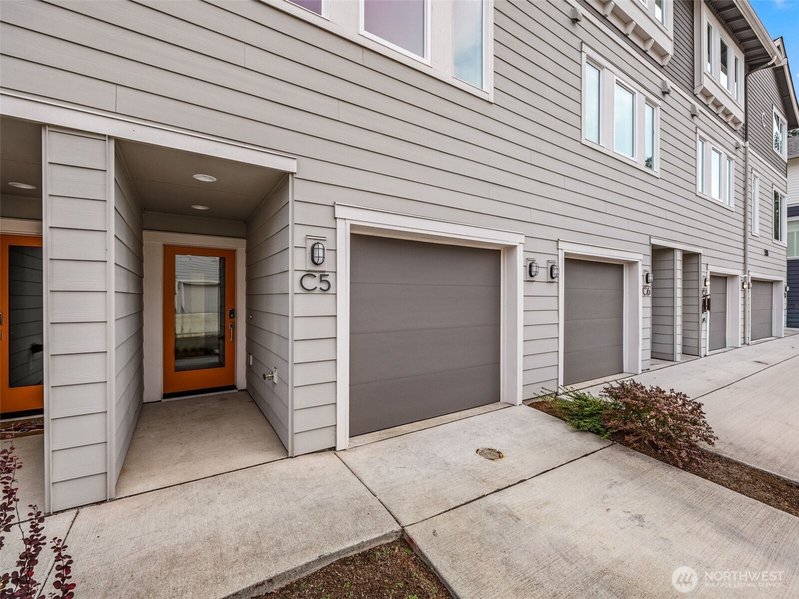 5118 164th Street SW, Edmonds, WA 98026