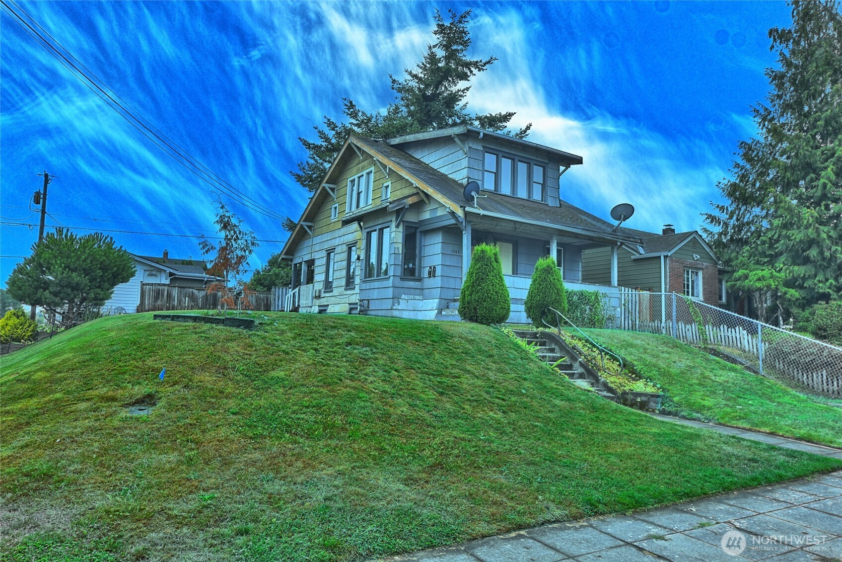 1703 Oakes Avenue, Everett, WA 98201