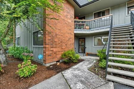 8900 NE 36 Street, Vancouver, WA 98662