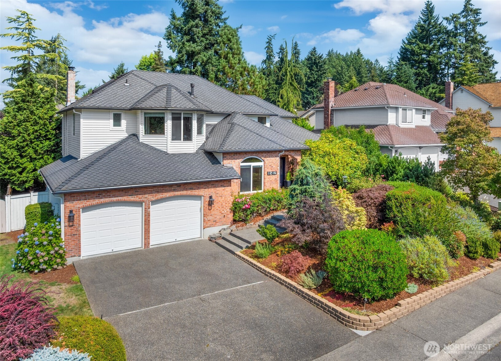 1216 SW 331st Street, Federal Way, WA 98023