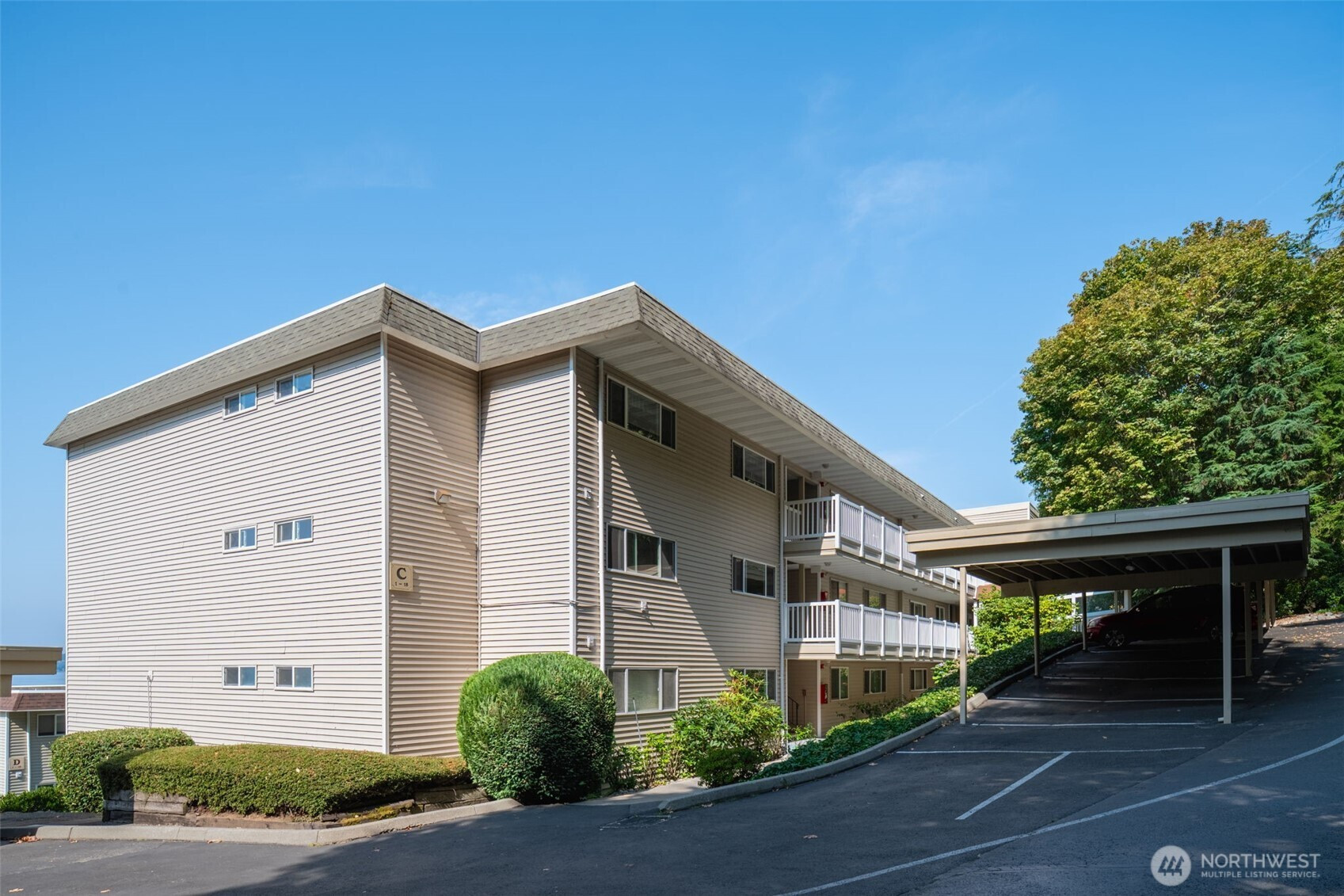 10203 47th Avenue SW, Seattle, WA 98146