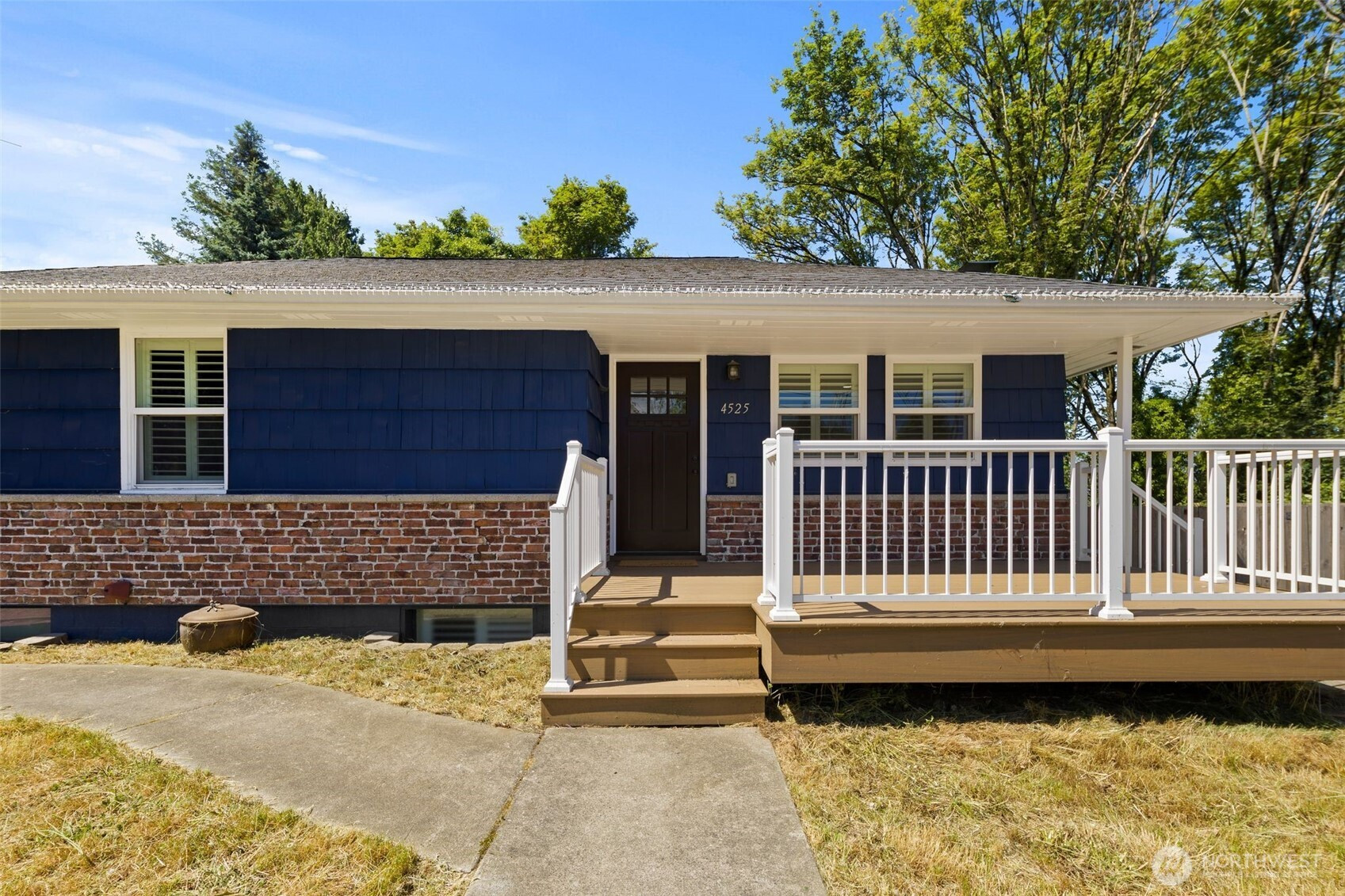 4525 10th Avenue S, Seattle, WA 98108