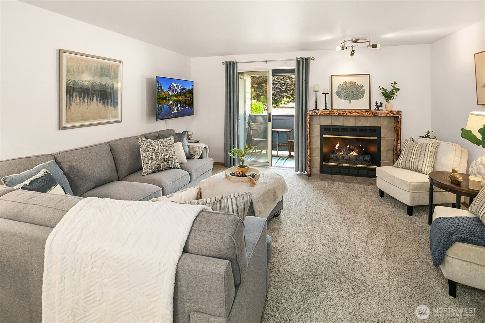 260 Newport Way NW, Issaquah, WA 98027