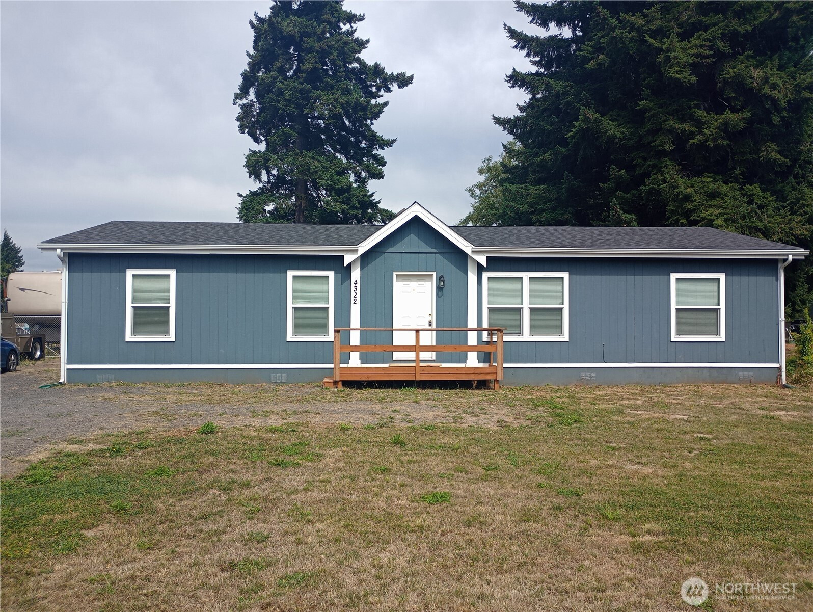 4322 Ocean Beach Highway, Longview, WA 98632