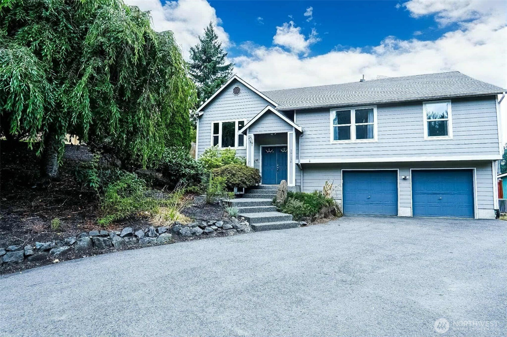 3913 W Tapps Drive E, Lake Tapps, WA 98391