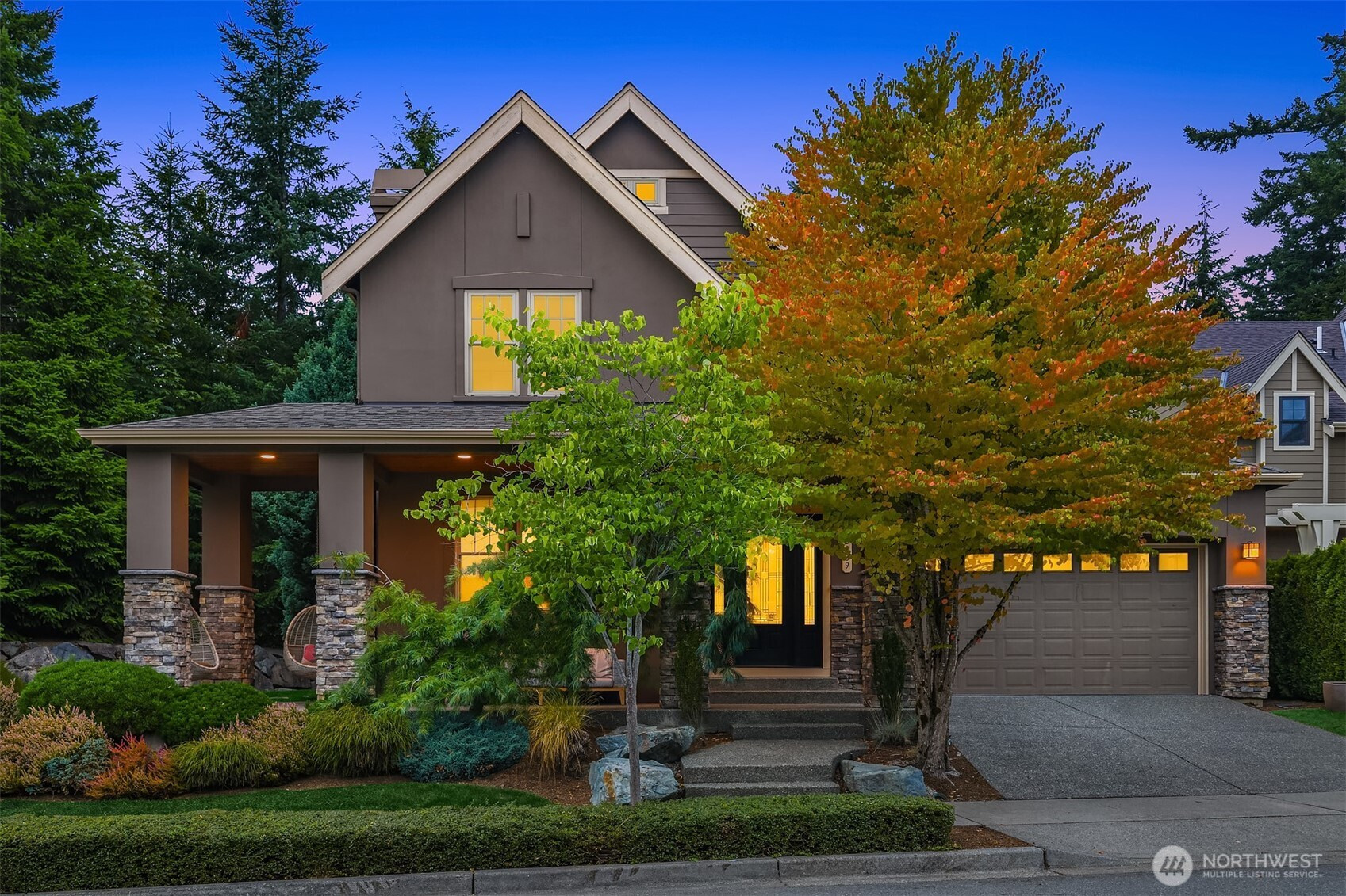 2989 NE Davis Loop, Issaquah, WA 98029