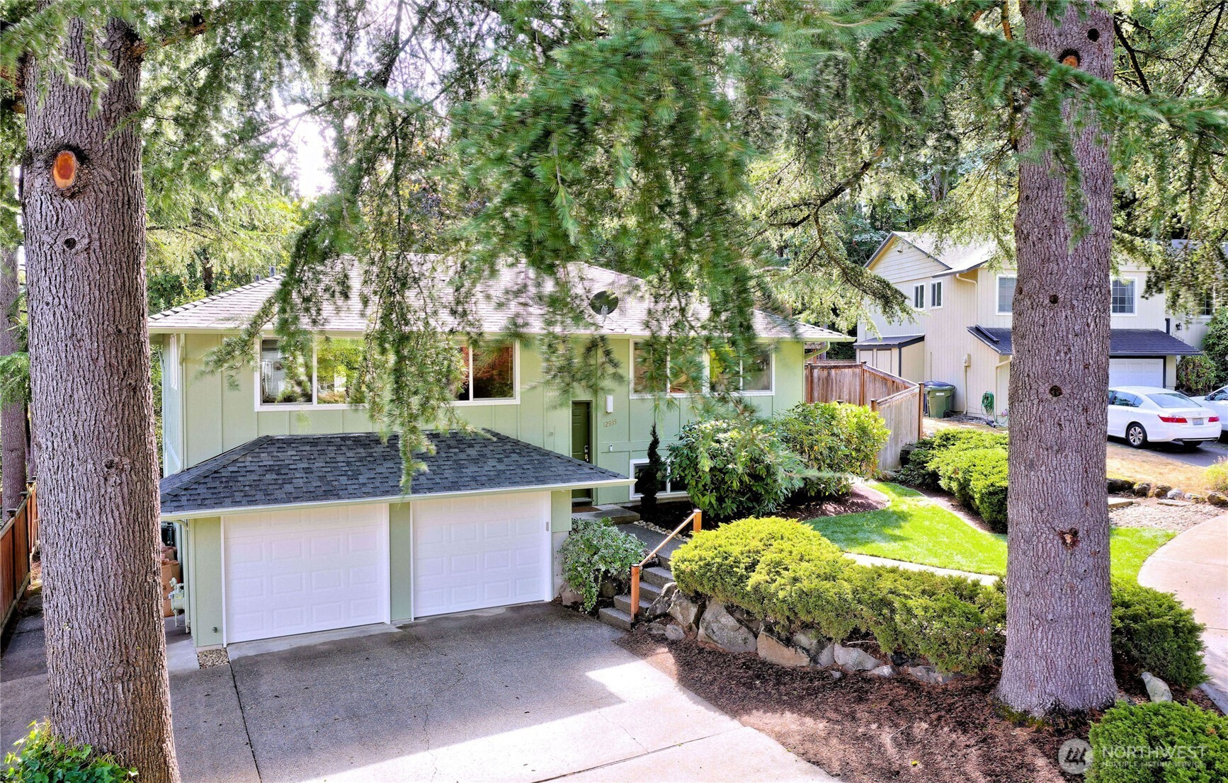 12935 SE 23 Street, Bellevue, WA 98005