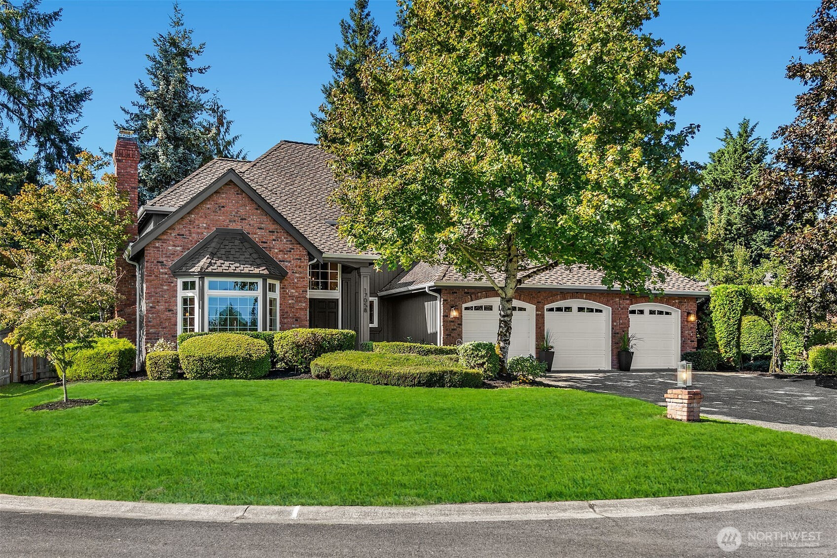 17058 SE 47th Court, Bellevue, WA 98006