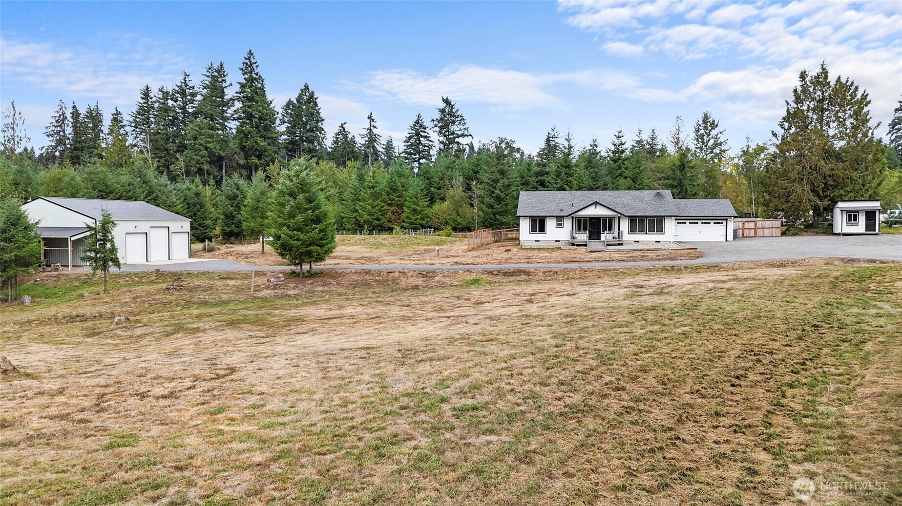 270 Hinch Road, Castle Rock, WA 98611