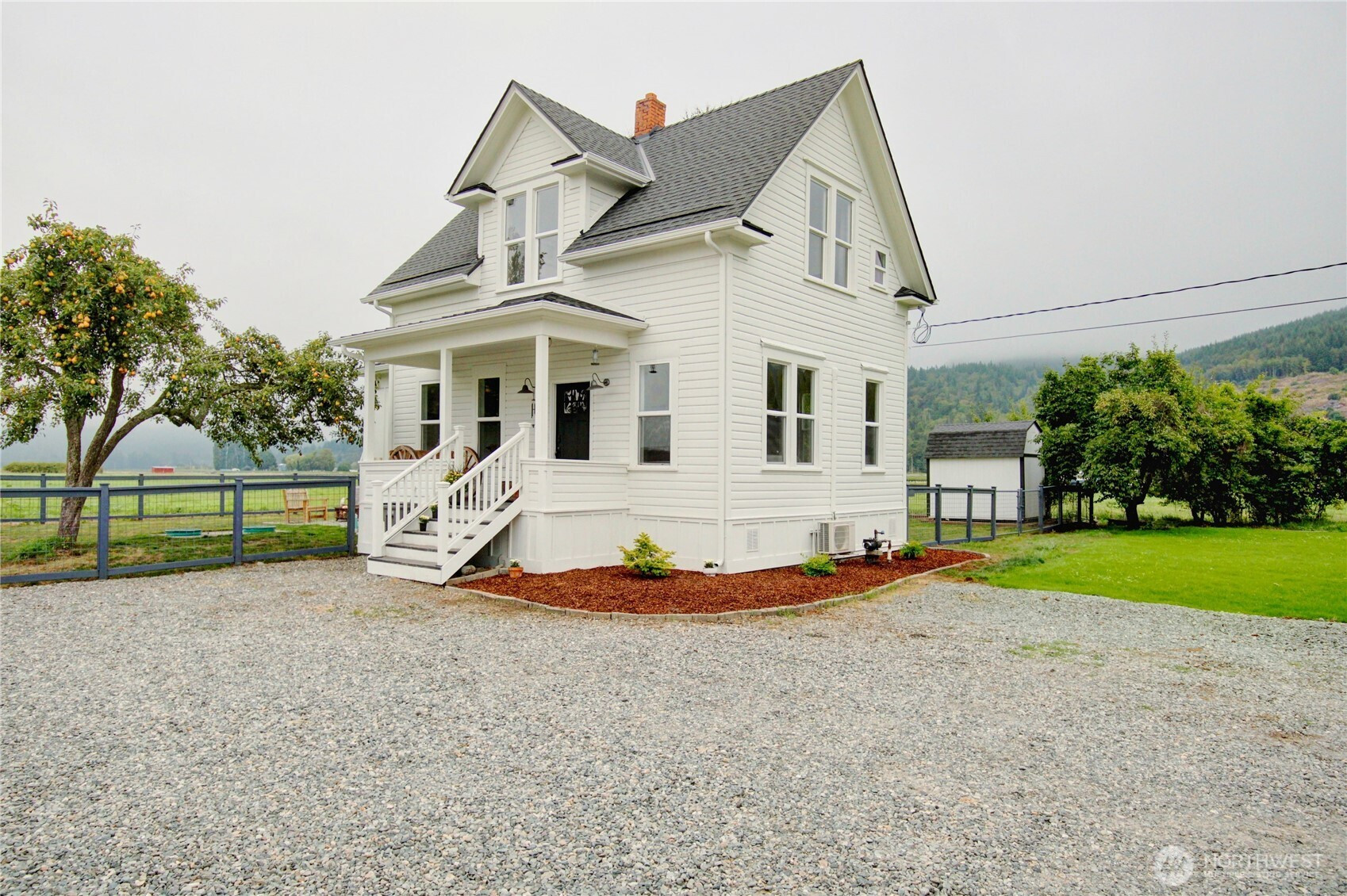 19767 John Nelson Rd, Mount Vernon, WA 98274