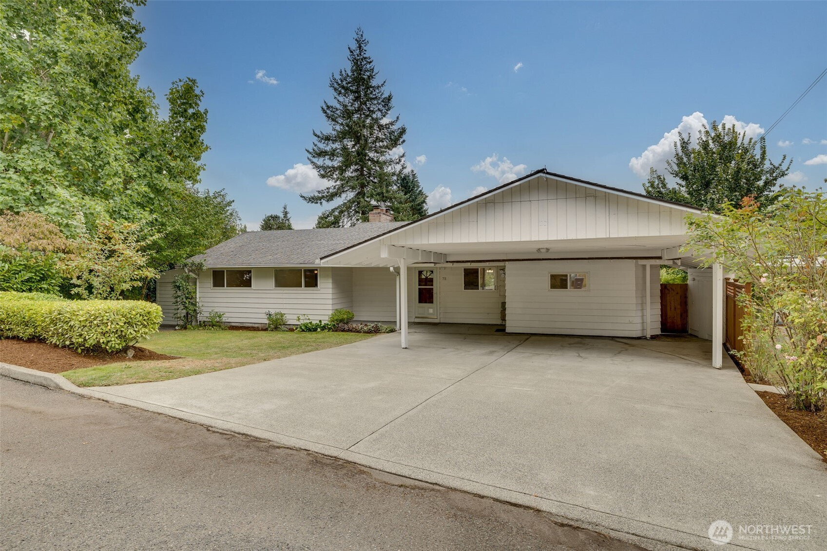 75 157th Avenue SE, Bellevue, WA 98008